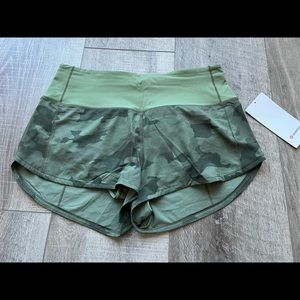 Short High Rise 25 In Camo Green Twill 
